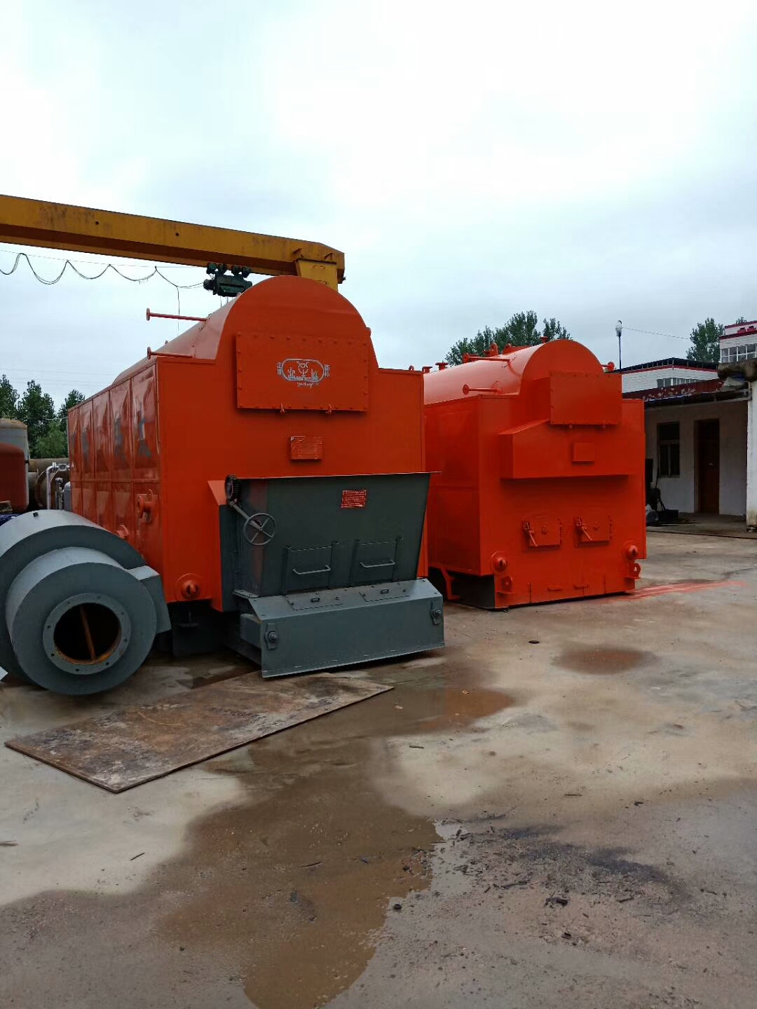 启动燃油燃气热水锅炉前 对于补水装置、排污管道等外部的检查工作