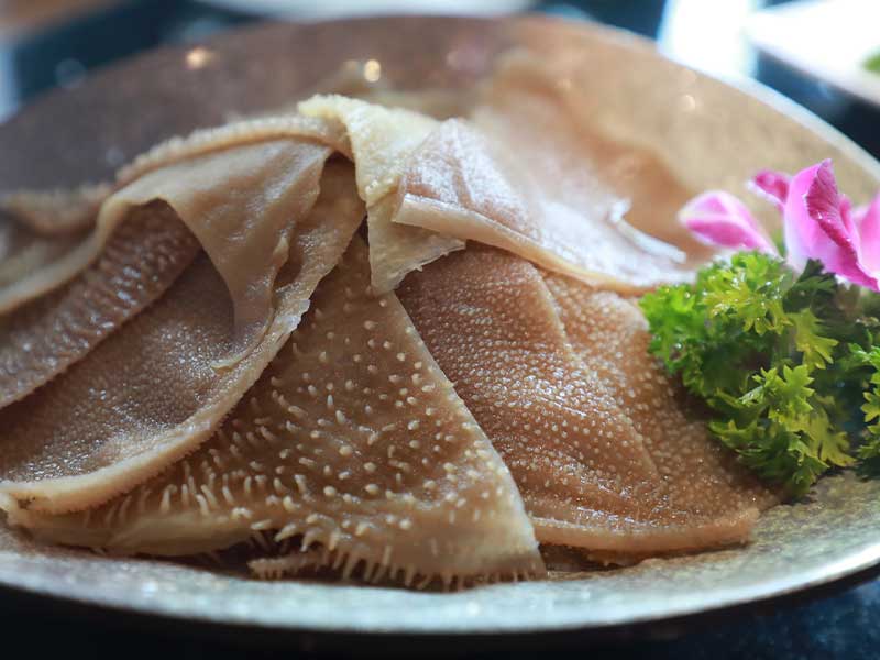 牛肚加工过程中复合舱蒸汽发生器的优势有哪些?(图1) 牛肚加工过程中复合舱蒸汽发生器的优势有哪些?(图1)