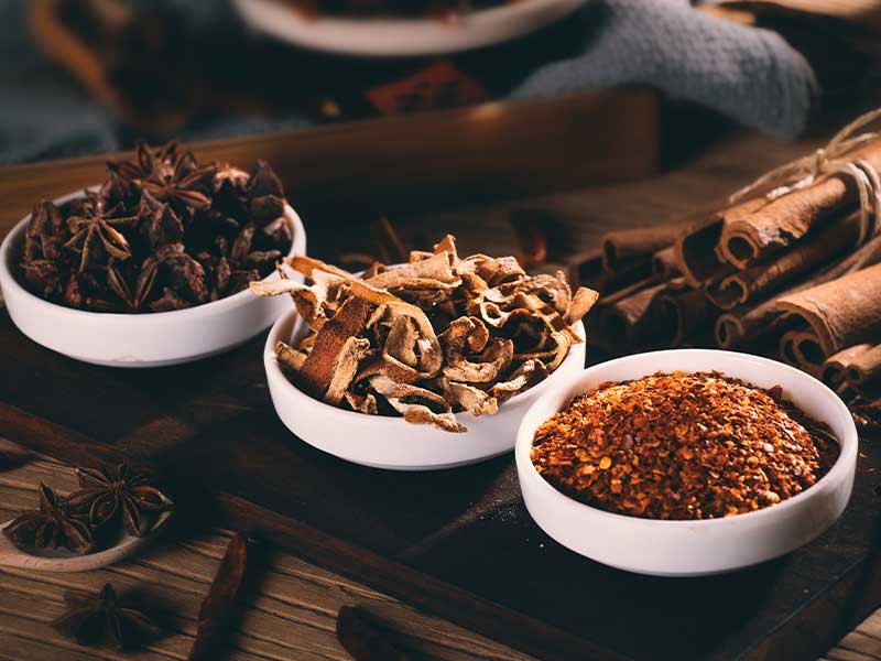 复合舱蒸汽发生器在香料烘干中的作用(图1) 复合舱蒸汽发生器在香料烘干中的作用(图1)