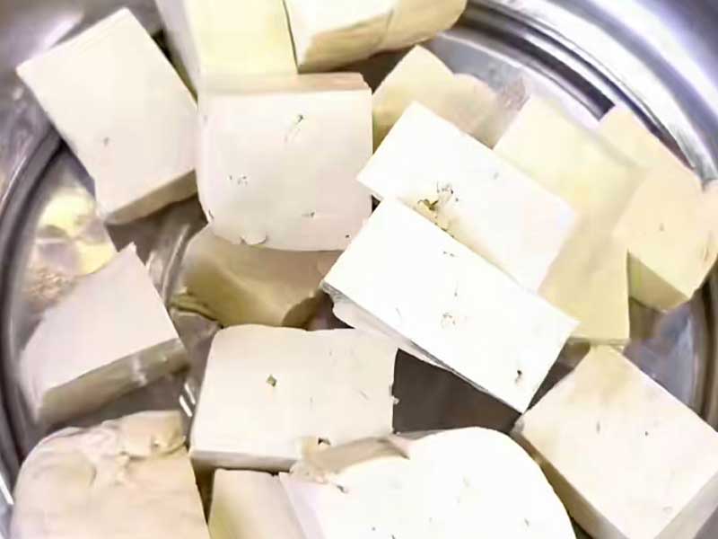 豆腐生产时复合舱蒸汽发生器能有什么作用?(图2) 豆腐生产时复合舱蒸汽发生器能有什么作用?(图2)