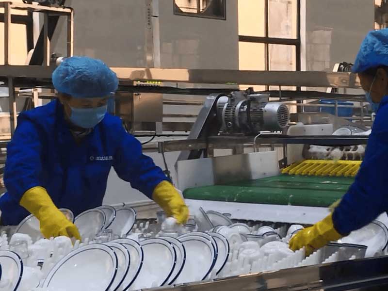 餐具清洗工艺为什么可以使用复合舱蒸汽发生器?(图1) 餐具清洗工艺为什么可以使用复合舱蒸汽发生器?(图1)