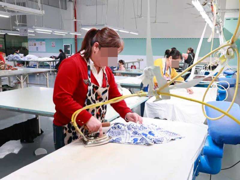 复合舱微过热蒸汽发生器在熨烫工序中的作用?(图2) 复合舱微过热蒸汽发生器在熨烫工序中的作用?(图2)